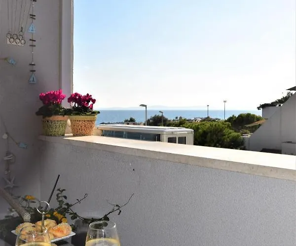 Apartment Marimar, Beachfront 1St Row
